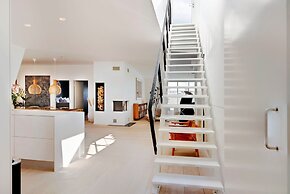 Dinesen Collection Signature Penthouse by Royal Theatre