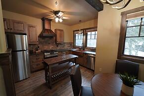 Apgar Lookout Suites