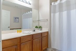 Charming Townhouse Near Disney