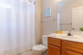 Charming Townhouse Near Disney