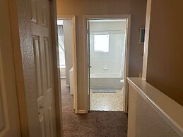 Charming Townhouse Near Disney