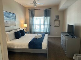 Charming Townhouse Near Disney