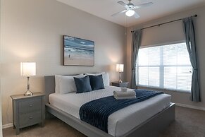 Charming Townhouse Near Disney