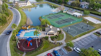 Charming Townhouse Near Disney