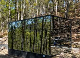 Mirror Villas - Modern Retreat with private hot tubs and mountain view