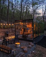 Mirror Villas - Modern Retreat with private hot tubs and mountain view