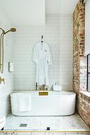 The Hotel Monroe, Tapestry Collection By Hilton