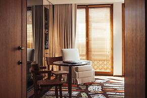 Sax Paris, LXR Hotels & Resorts