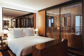 Sax Paris, LXR Hotels & Resorts