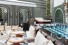 Sax Paris, LXR Hotels & Resorts