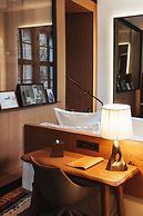 Sax Paris, LXR Hotels & Resorts