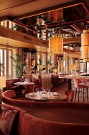 Sax Paris, LXR Hotels & Resorts