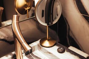 Sax Paris, LXR Hotels & Resorts