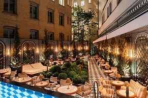 Sax Paris, LXR Hotels & Resorts