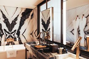 Sax Paris, LXR Hotels & Resorts