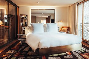 Sax Paris, LXR Hotels & Resorts