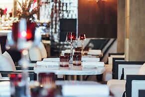 Sax Paris, LXR Hotels & Resorts