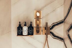 Sax Paris, LXR Hotels & Resorts