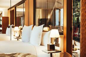 Sax Paris, LXR Hotels & Resorts