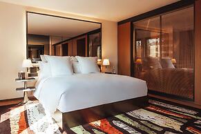 Sax Paris, LXR Hotels & Resorts
