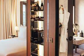 Sax Paris, LXR Hotels & Resorts