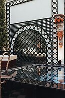 Sax Paris, LXR Hotels & Resorts