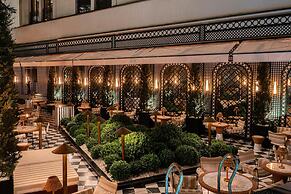 Sax Paris, LXR Hotels & Resorts