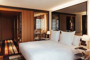 Sax Paris, LXR Hotels & Resorts