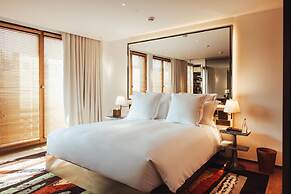 Sax Paris, LXR Hotels & Resorts