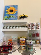 ZHIBEN SUNFLOWER BED AND BREAKFAST