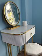 ZHIBEN SUNFLOWER BED AND BREAKFAST