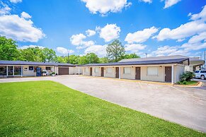 Cypress Inn Motel By OYO West Monroe I-20