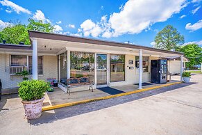 Cypress Inn Motel By OYO West Monroe I-20