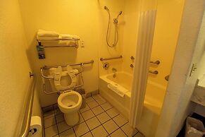 Capital O Hotel Inn Pendleton I-84