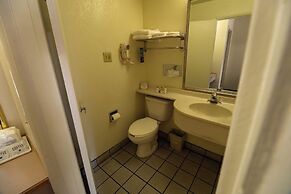 Capital O Hotel Inn Pendleton I-84