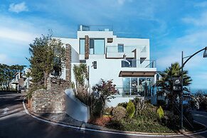 Dali Shushanju Seaview Holiday Villa