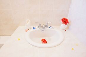 Shields Negril Villas