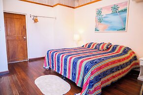 Shields Negril Villas