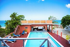 Shields Negril Villas