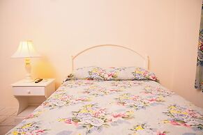 Shields Negril Villas