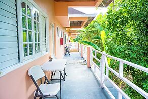 Shields Negril Villas