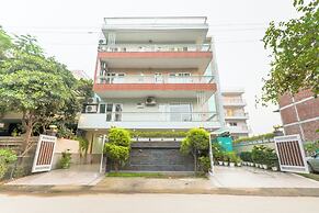 Quartz -Parfait Street Near Fortis