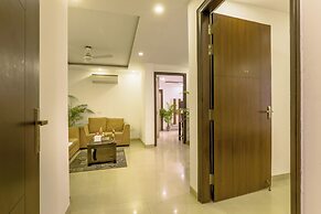 Quartz -Parfait Street Near Fortis