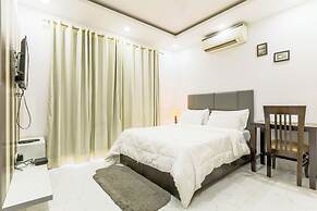 Quartz -Parfait Street Near Fortis