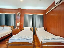 Punnattha House by Peema Villa