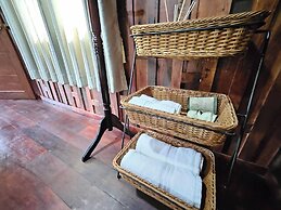 Punnattha House by Peema Villa