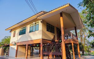 Punnattha House by Peema Villa