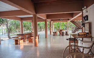 Punnattha House by Peema Villa