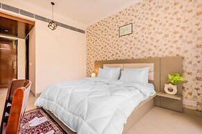 The Greenville by Parfait Street