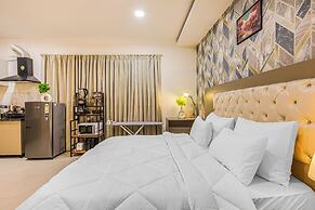 The Greenville by Parfait Street